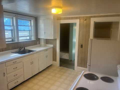 23 Myrtle St. #2, Orono, Maine